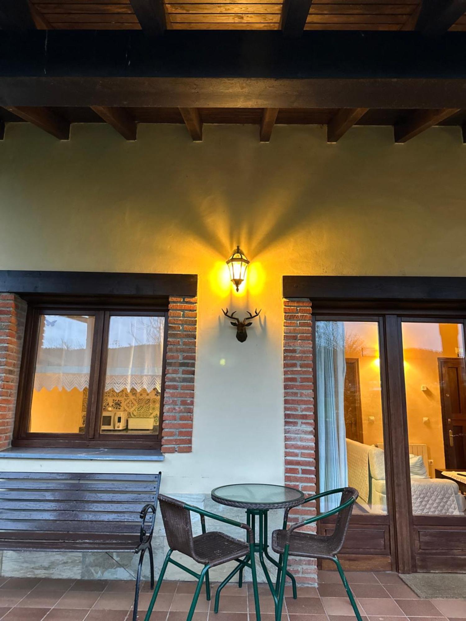 Apartamentos Rurales La Carbayala Ovinana  Exterior photo