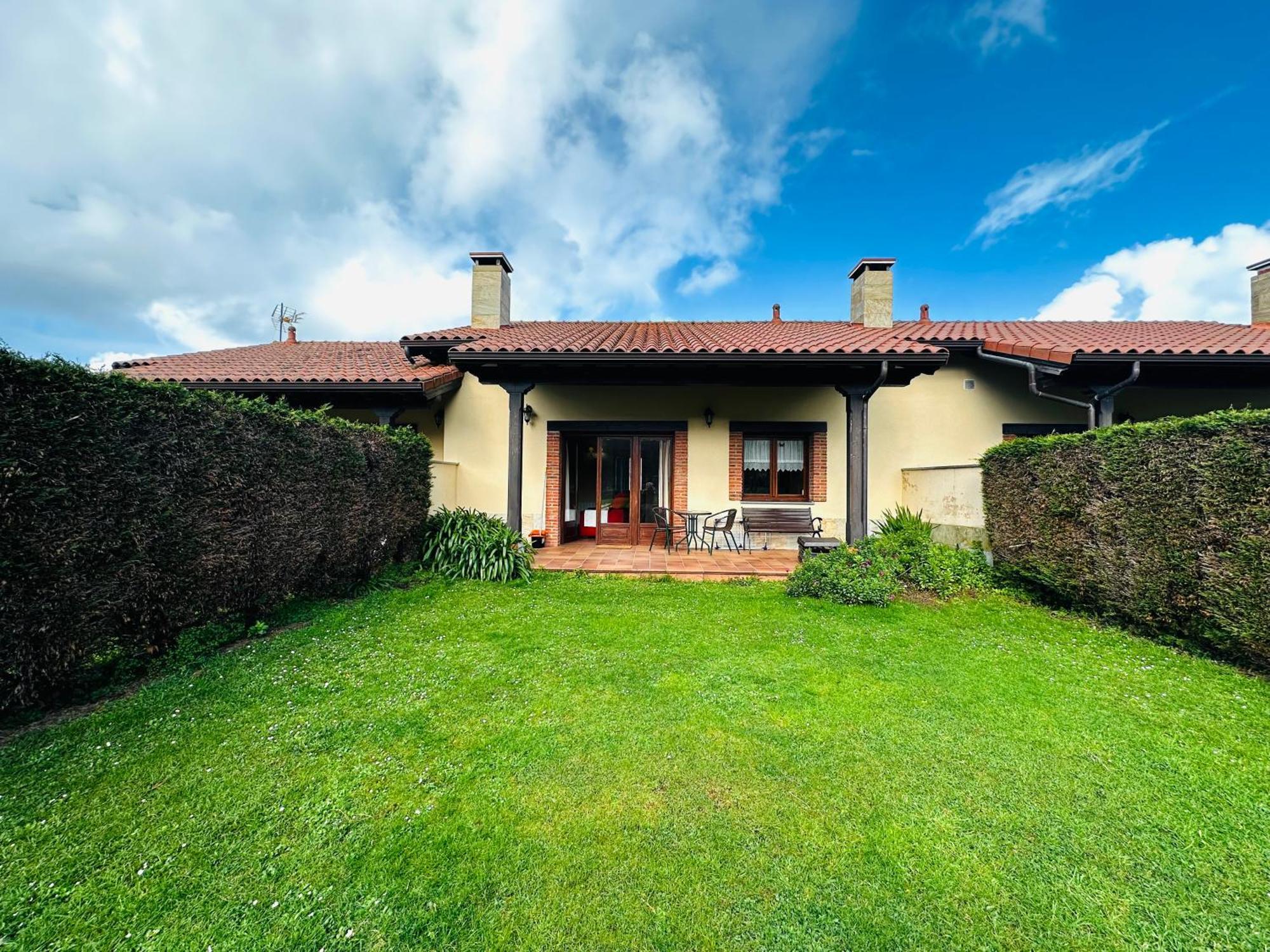 Apartamentos Rurales La Carbayala Ovinana  Exterior photo
