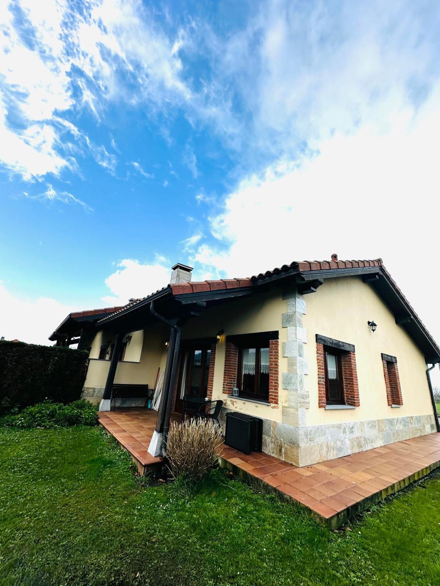 Apartamentos Rurales La Carbayala Ovinana  Exterior photo